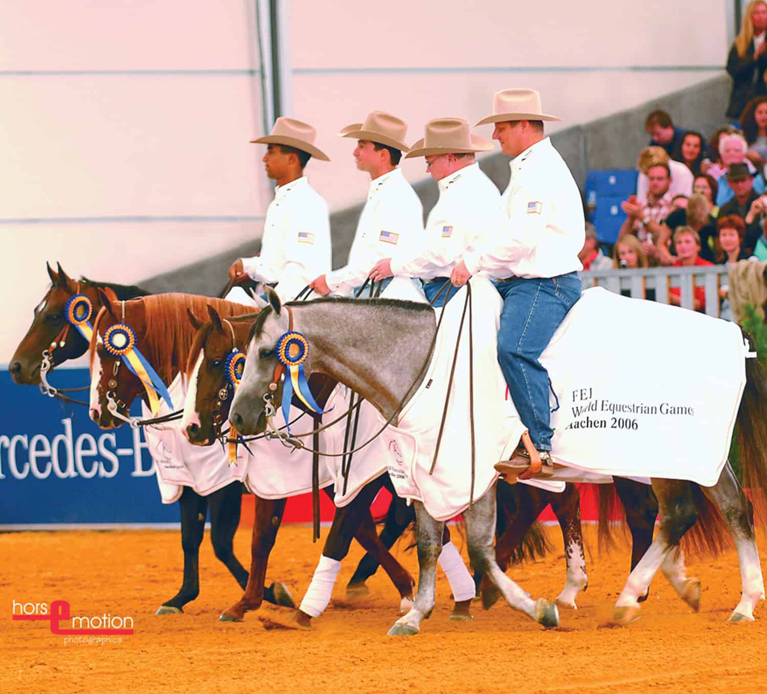 Reining-Team-WEG-06-by-HorsEmotion