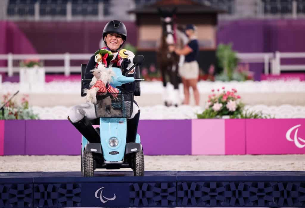 Roxanne Trunnell takes gold medal in the Individual Test Grade I at Tokyo 2020