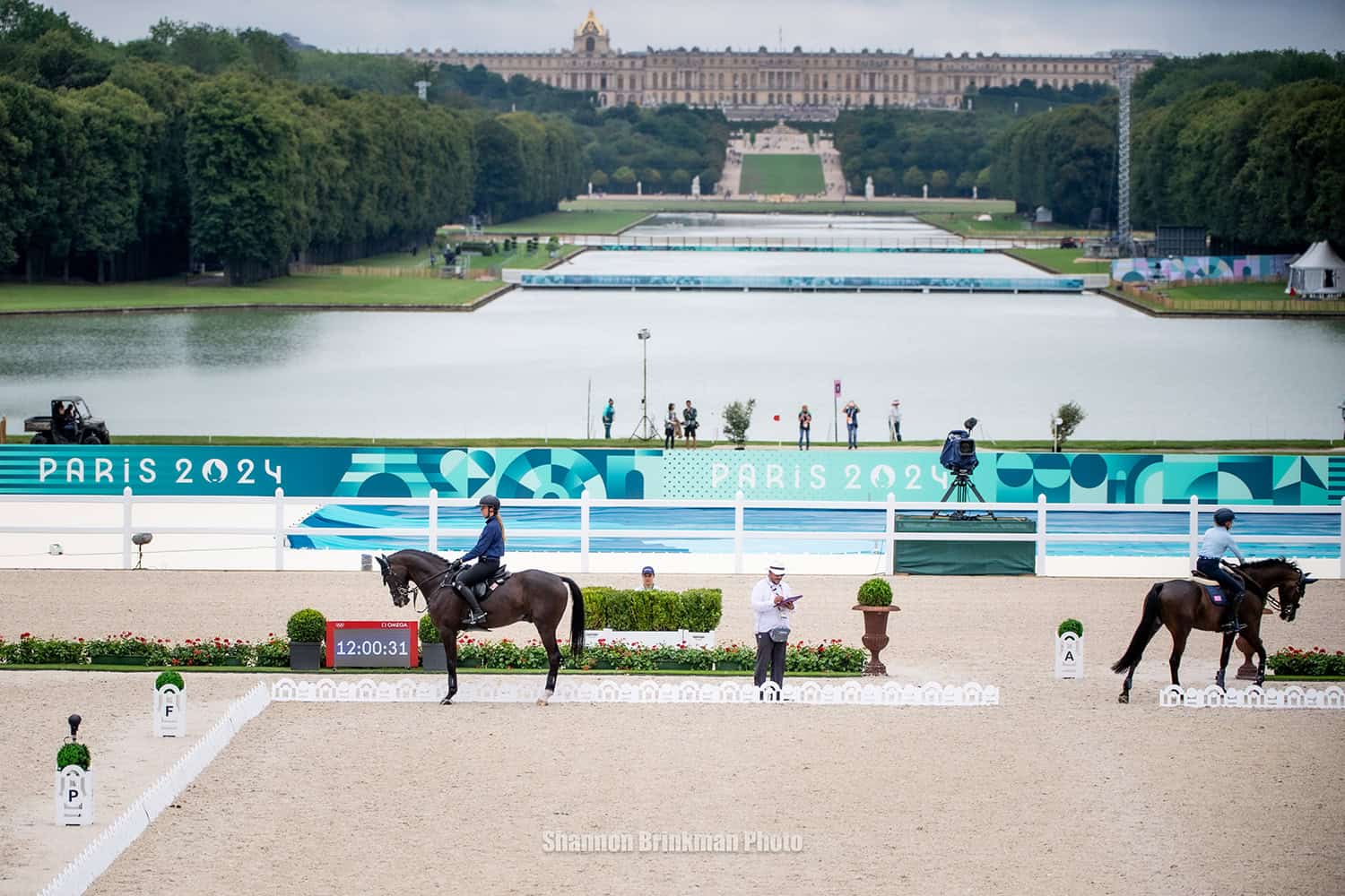 USA Eventing Team absorbing the atmosphere of the Palace of Versailles at the 2024 Paris Olympics. Photo by Shannon Brinkman