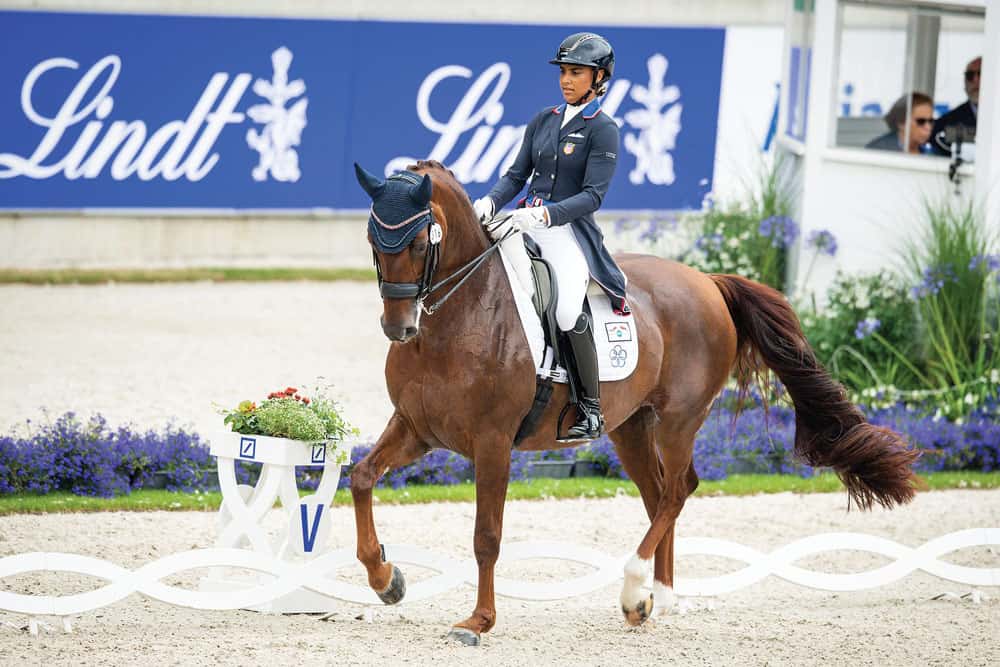 Anna Buffini and FRH Davinia La Douce by Shannon Brinkman